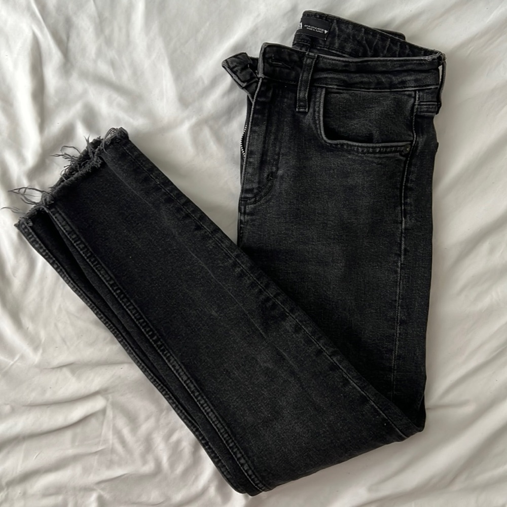 Zara Straight Cut Black Jeans EUR36, USA 4, MEX26